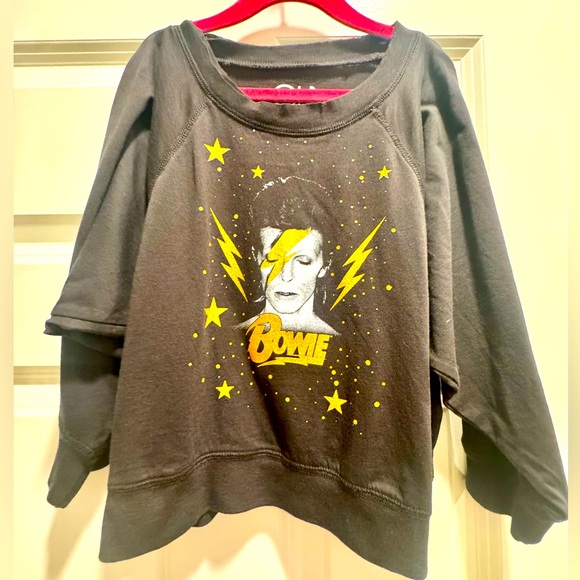 CHASER NWT SZ 6 Black Graphic Sweatshirt with Yellow David Bowie Design - Picture 2 of 5
